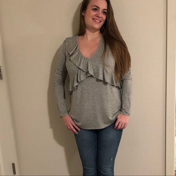 🖤🖤🖤Grey Ruffle Long Sleeve - Picture 3 of 5